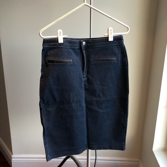Club Monaco Dresses & Skirts - Club Monaco denim pencil skirt with leather trim